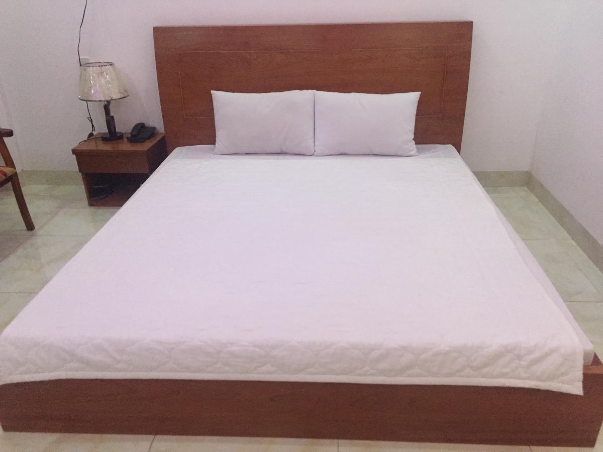 Hotel Hoang Dung Kinh Dinh Esterno foto