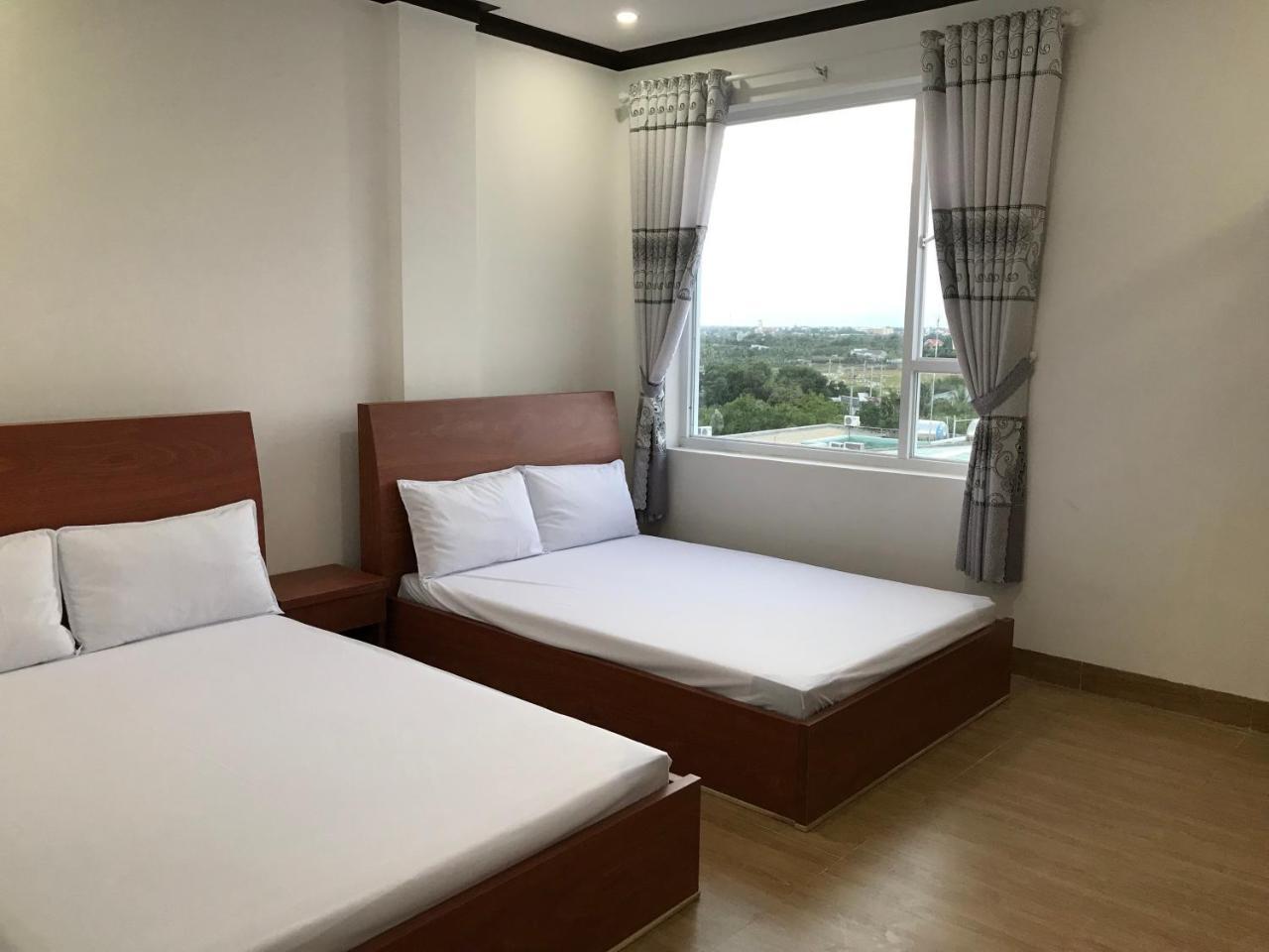 Hotel Hoang Dung Kinh Dinh Esterno foto