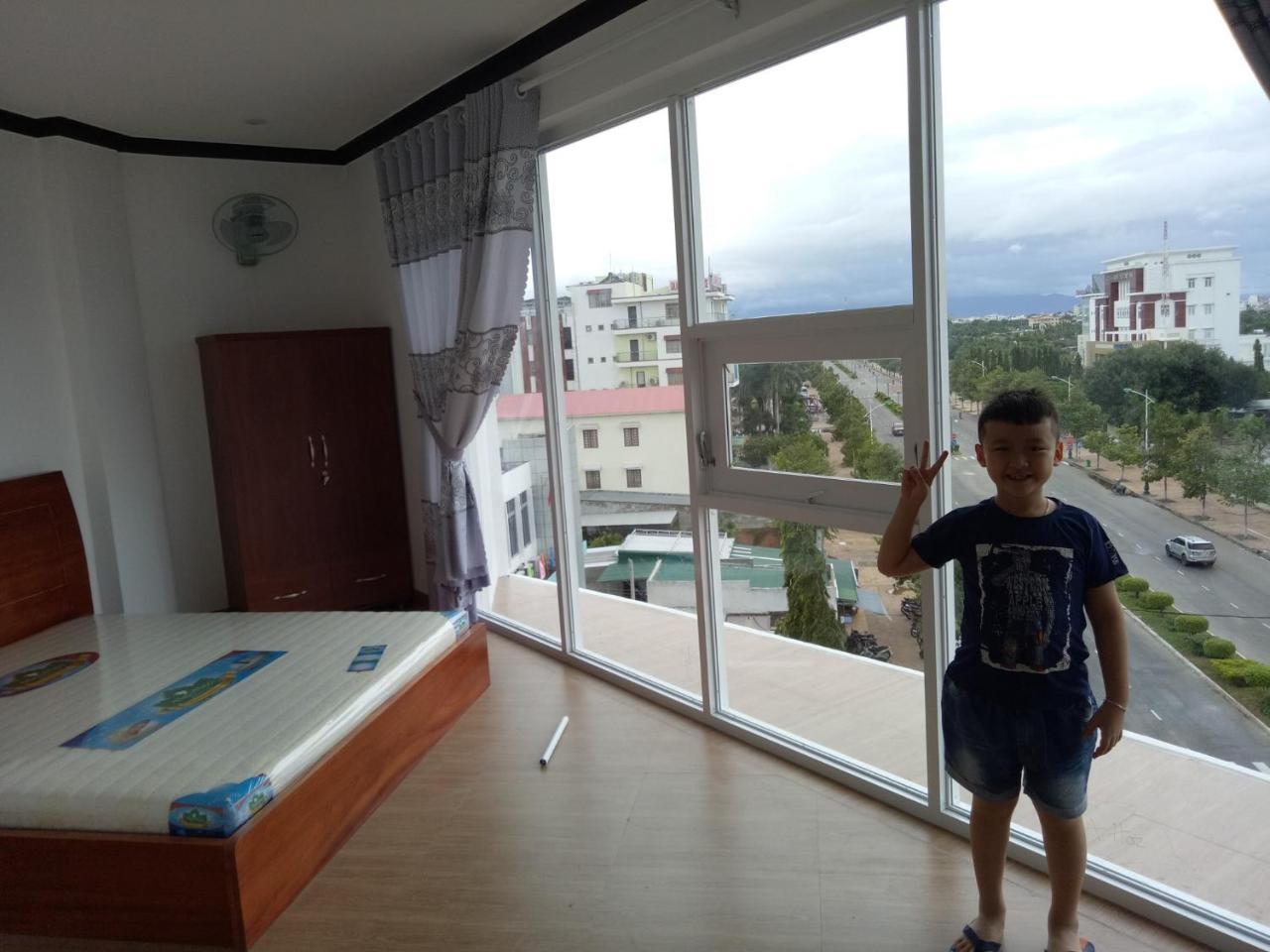 Hotel Hoang Dung Kinh Dinh Esterno foto