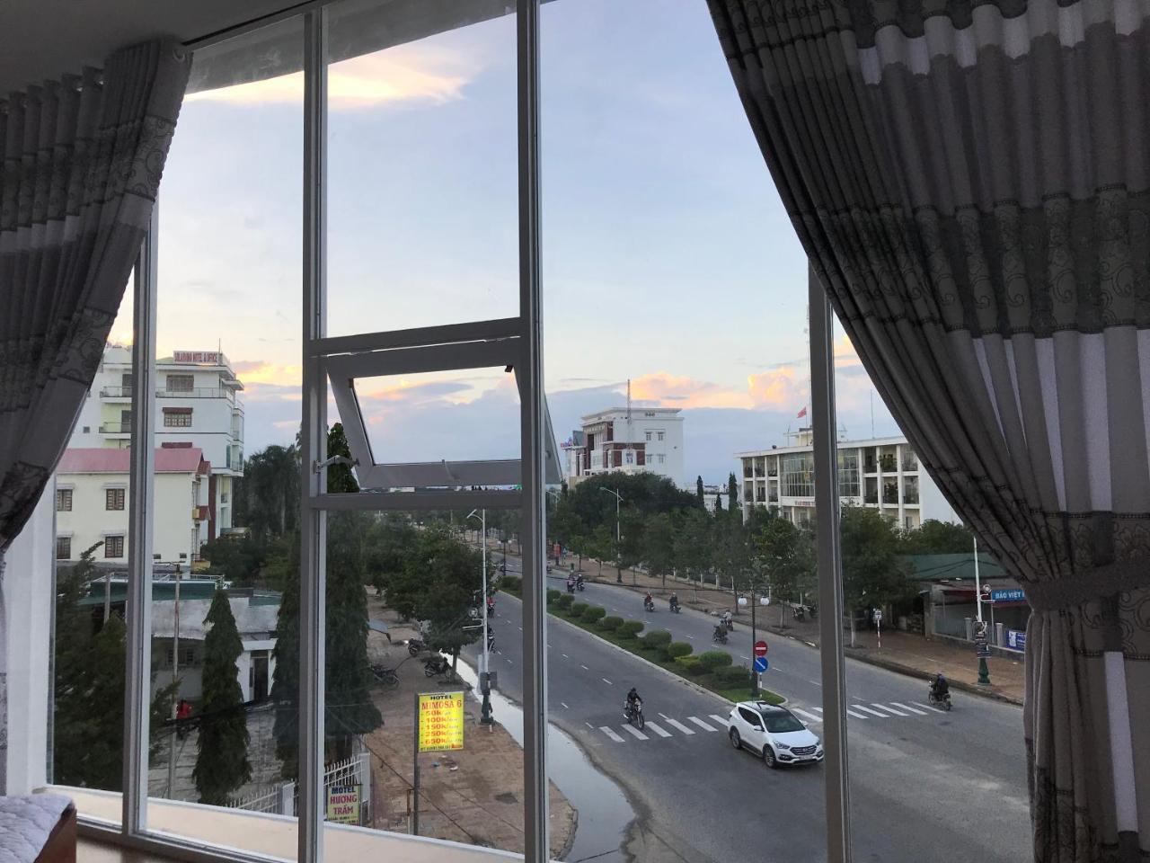 Hotel Hoang Dung Kinh Dinh Esterno foto