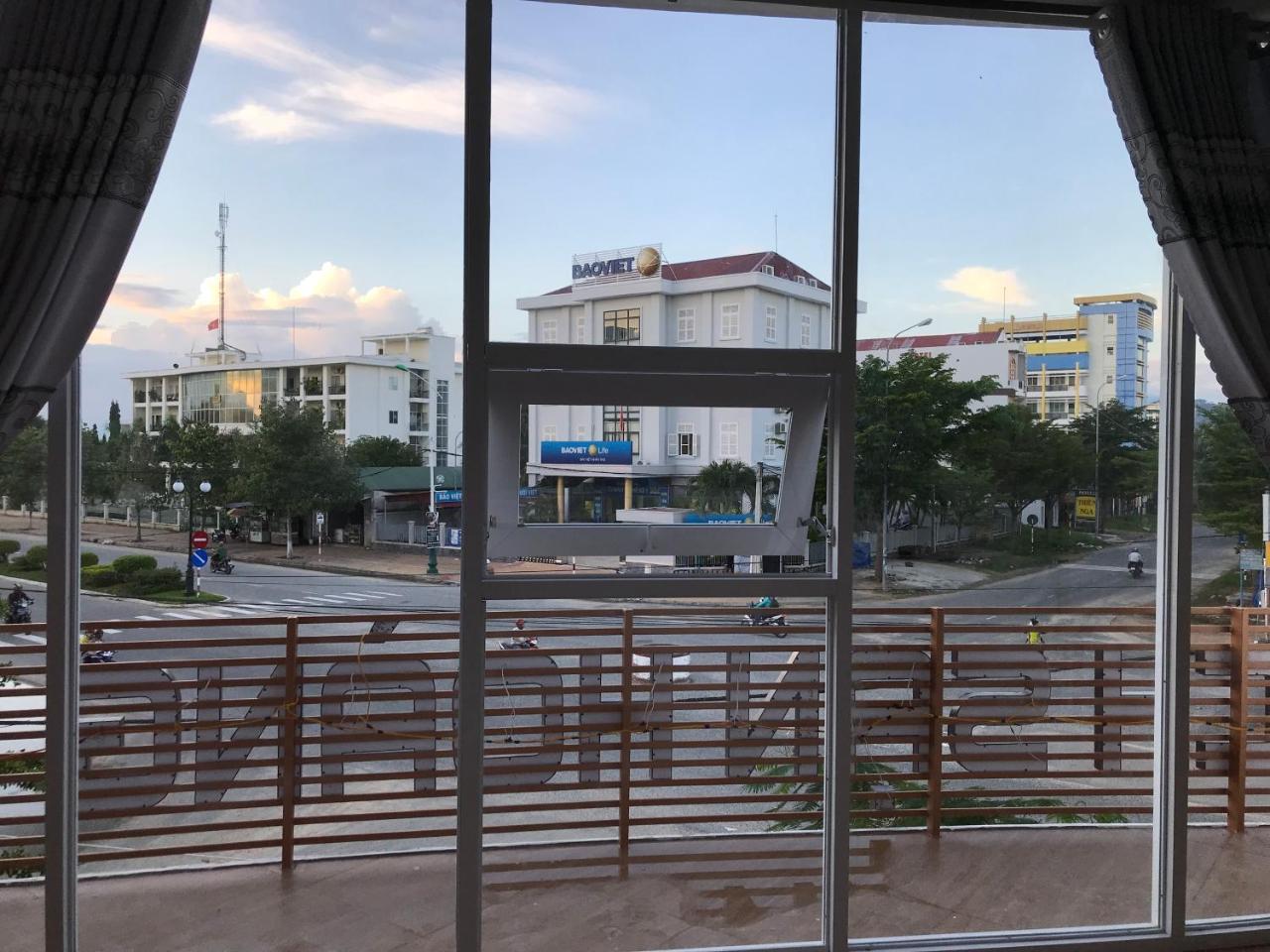 Hotel Hoang Dung Kinh Dinh Esterno foto