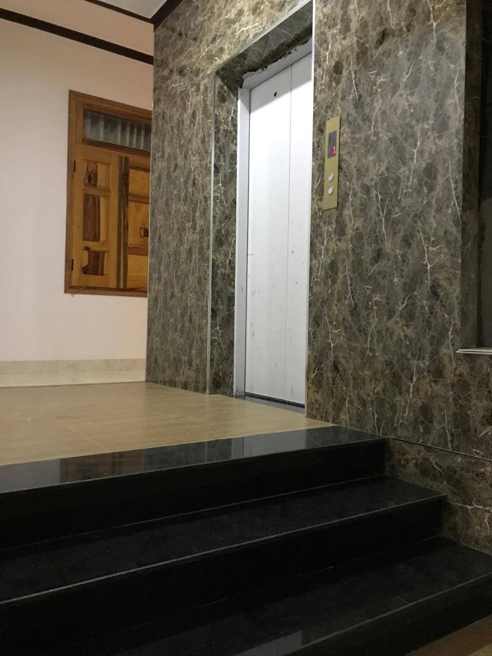Hotel Hoang Dung Kinh Dinh Esterno foto