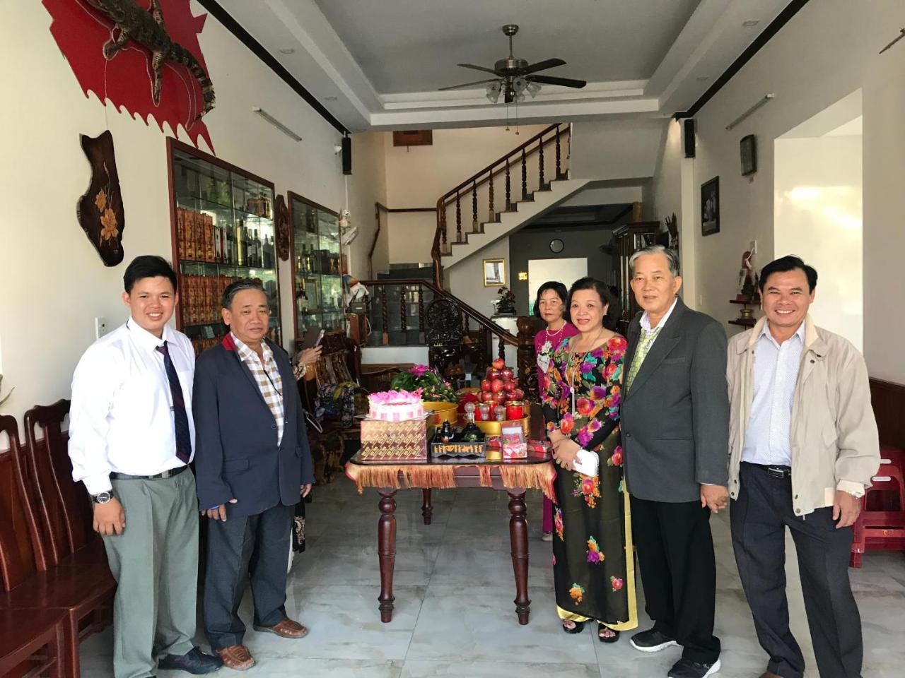 Hotel Hoang Dung Kinh Dinh Esterno foto