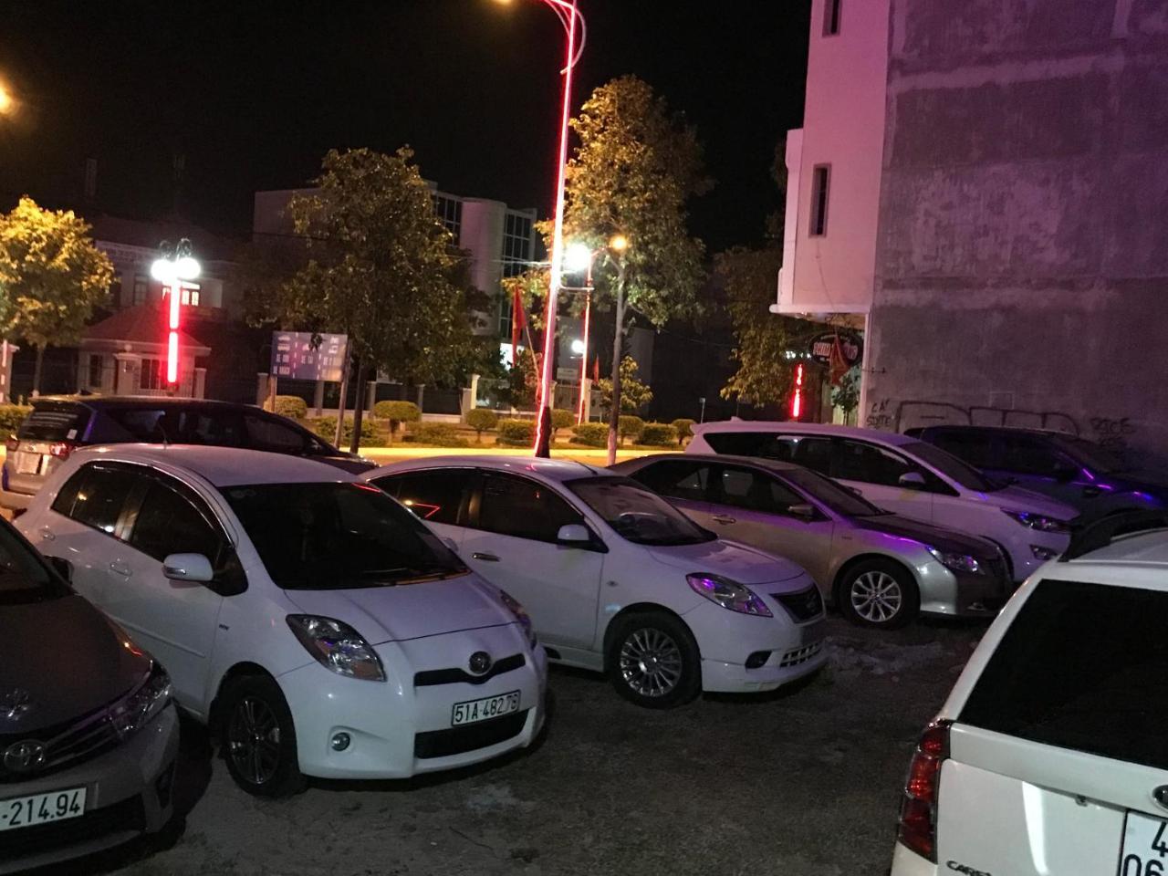 Hotel Hoang Dung Kinh Dinh Esterno foto