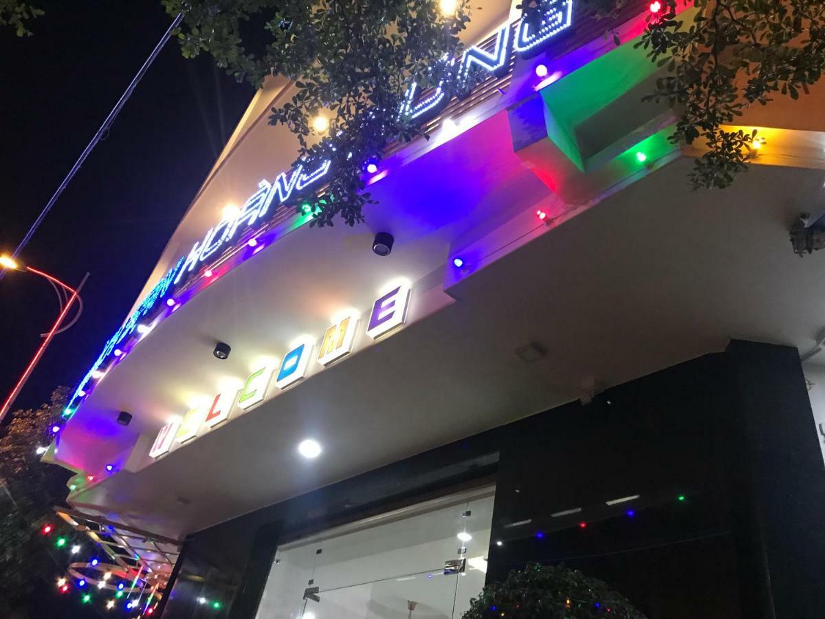 Hotel Hoang Dung Kinh Dinh Esterno foto