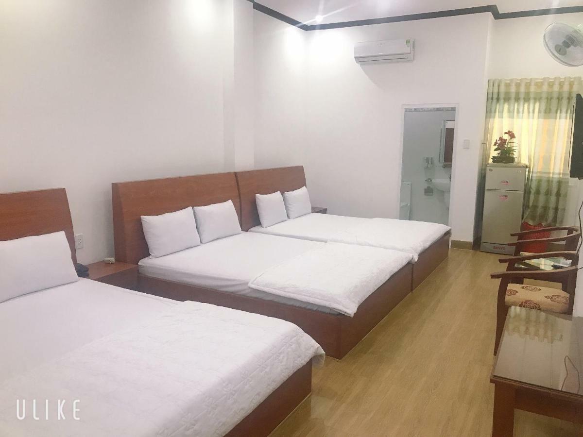 Hotel Hoang Dung Kinh Dinh Esterno foto